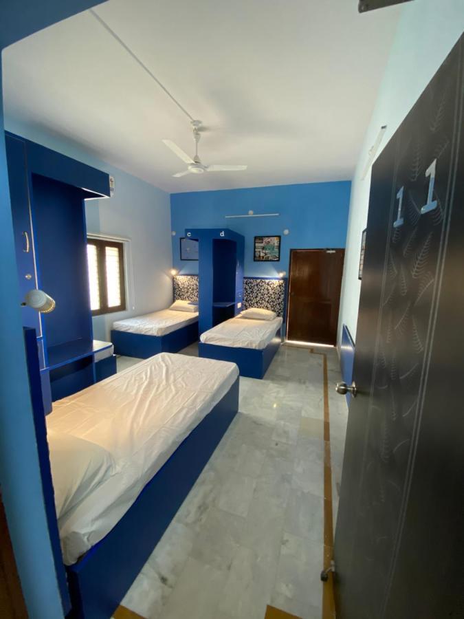 Backpackers Den Hostel Лакнау Екстериор снимка